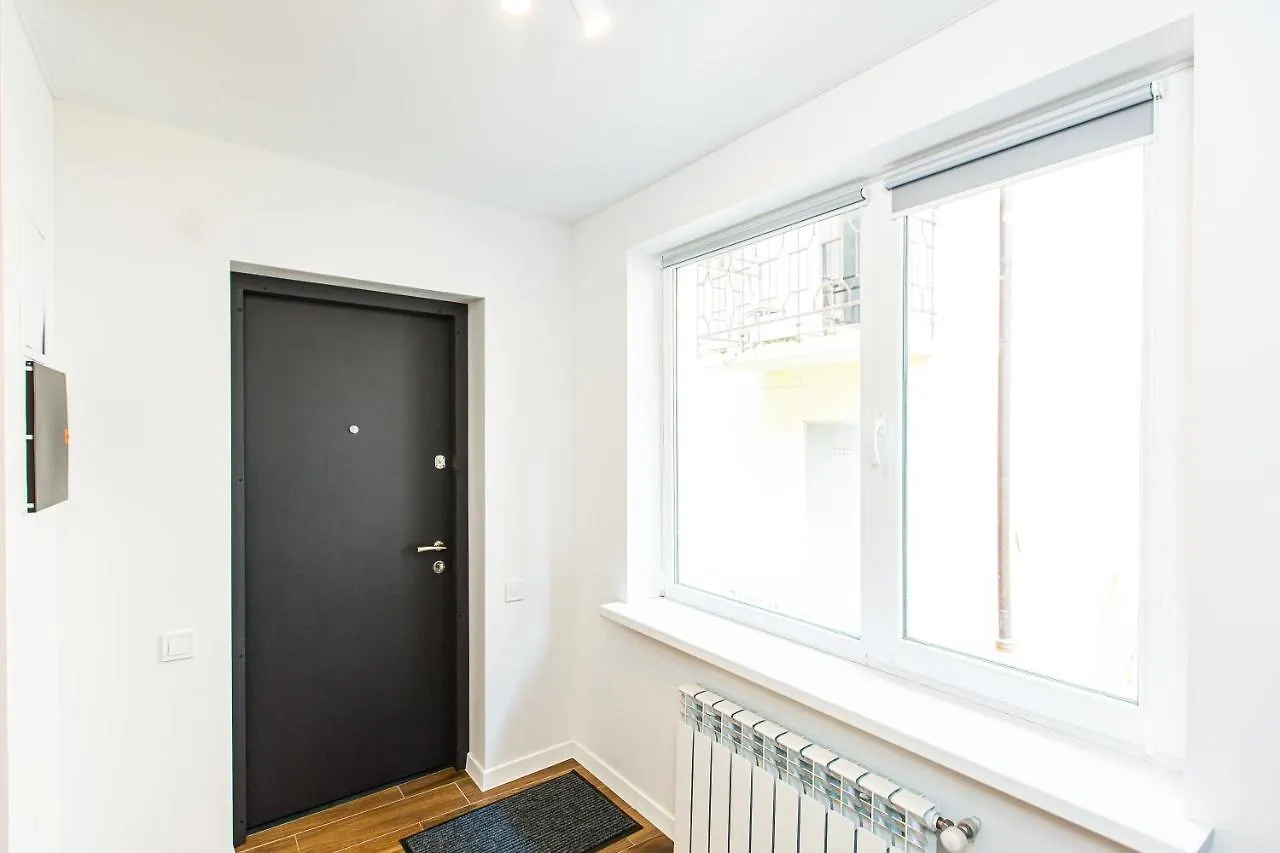 3 Vodna Apartment Lviv 0*,